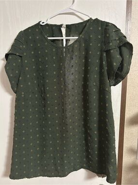 SHEIN Olive Green Dot-Textured Short Sleeve Blouse